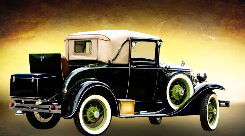 electric cars history - antique early 1900s automobile